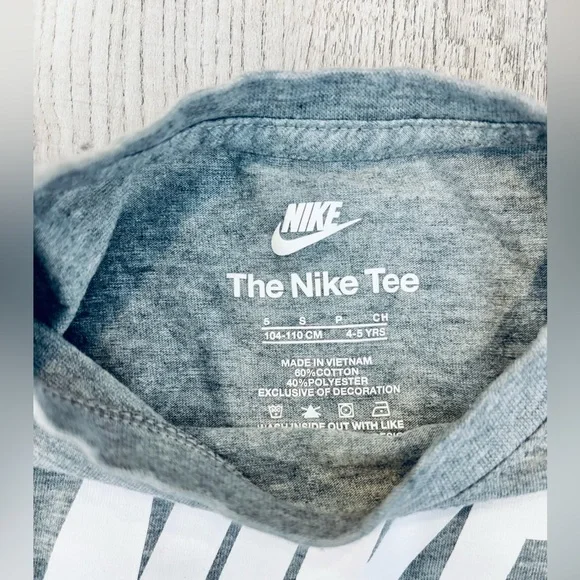 Nike Kids Swoosh Gray and Blue Cotton T-Shirts 4T - Picture 4 of 6
